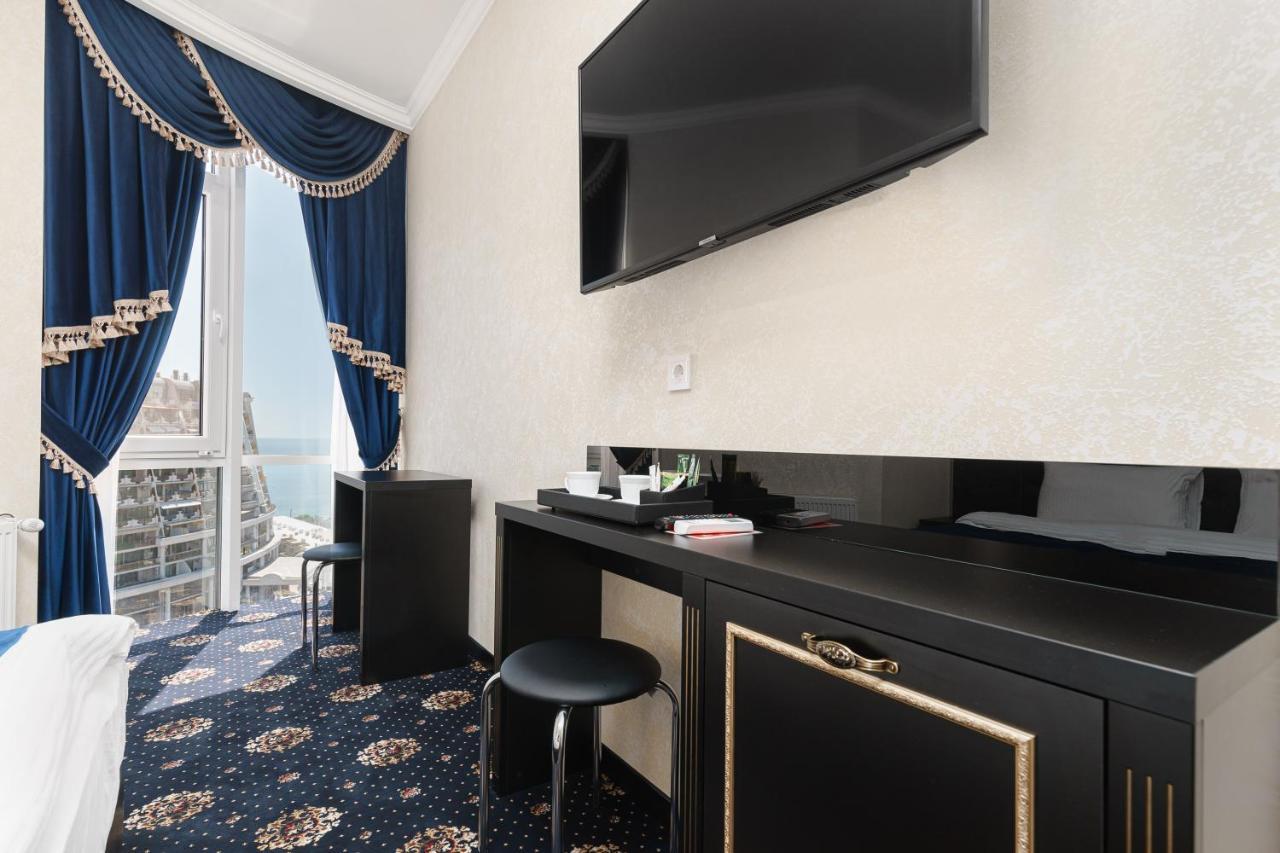 Apart Hotel D'Monica Odessa Zewnętrze zdjęcie